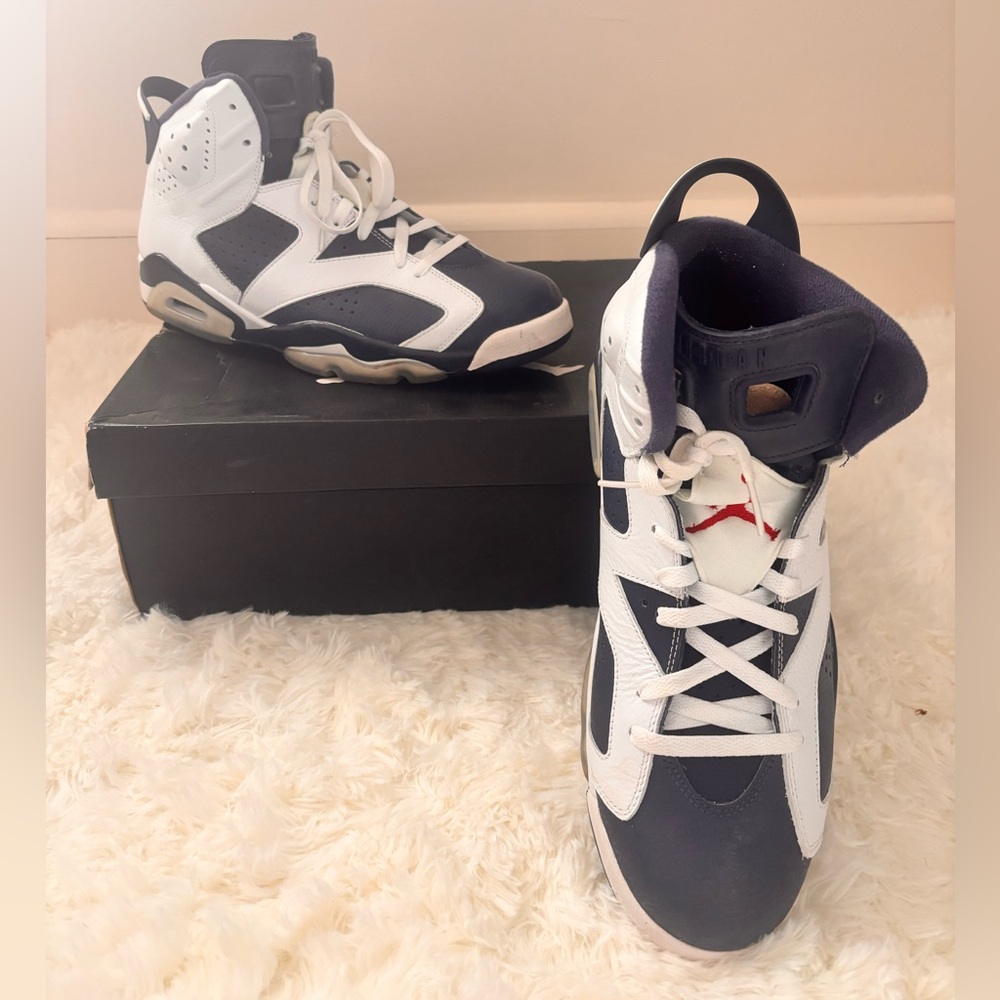 Jordan Air 6 Retro White and Midnight Navy